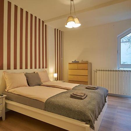 Apartamento Perfect 10 Belgrado Exterior foto