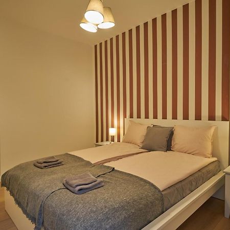 Apartamento Perfect 10 Belgrado Exterior foto