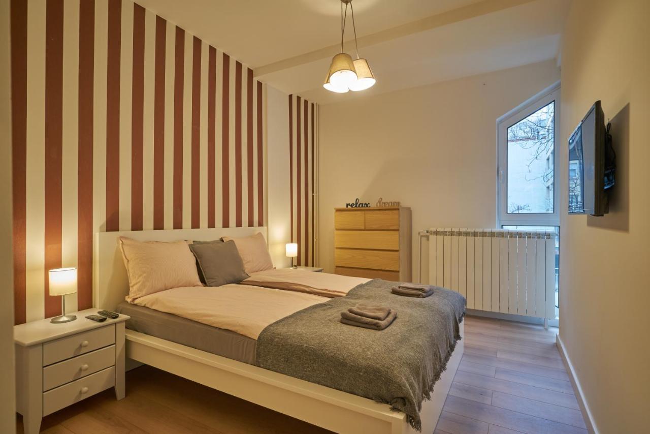 Apartamento Perfect 10 Belgrado Exterior foto